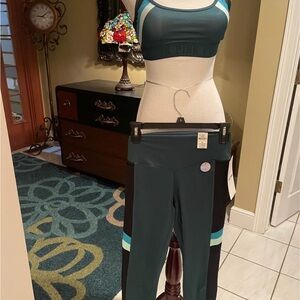 Activewear Set Pink Victoria Secret Ultimate V Legging Sm & Sport Bra Sz XSM New